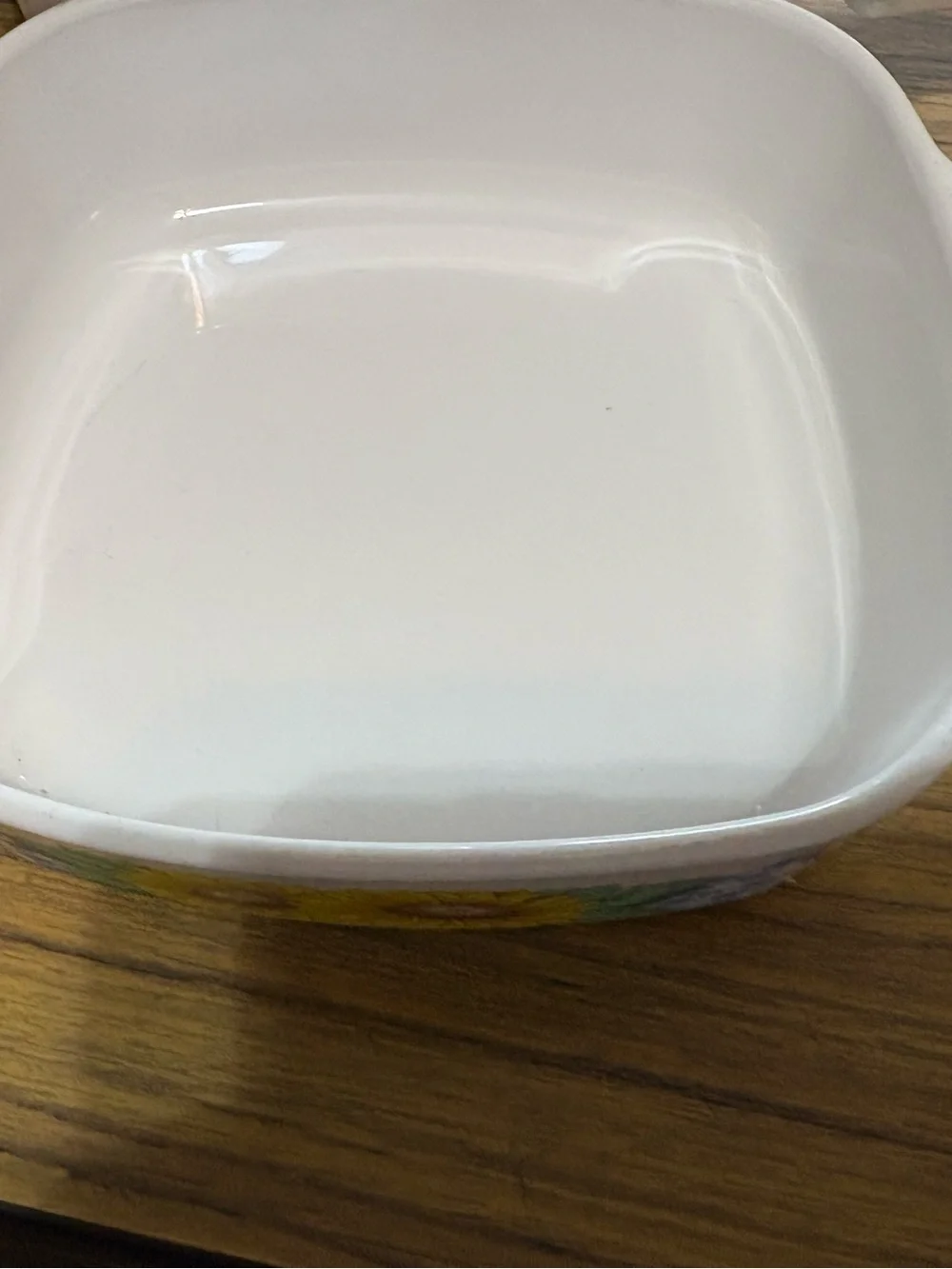 Corningware sunflower bowl with lid